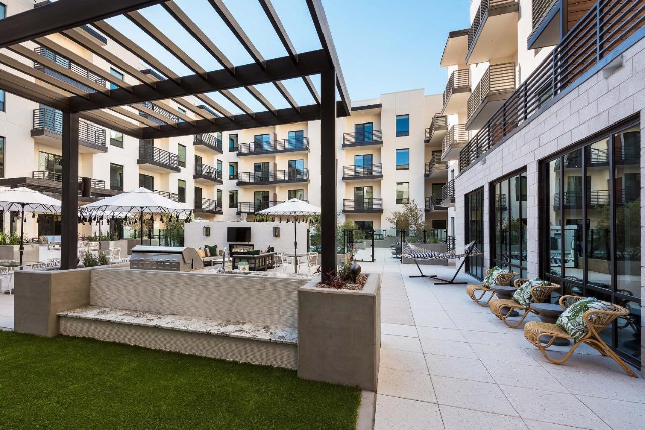 Sentral Old Town Aparthotel Scottsdale Exterior foto